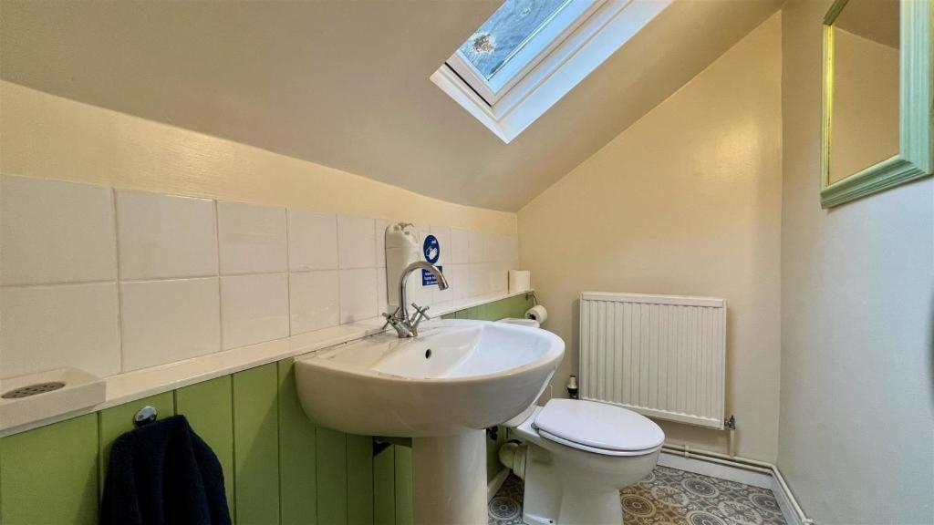 Luxury 4 Bedroom Seaside Apartment - Glan Y Werydd House Бармут Экстерьер фото