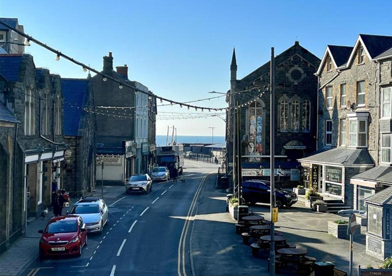 Luxury 4 Bedroom Seaside Apartment - Glan Y Werydd House Бармут Экстерьер фото