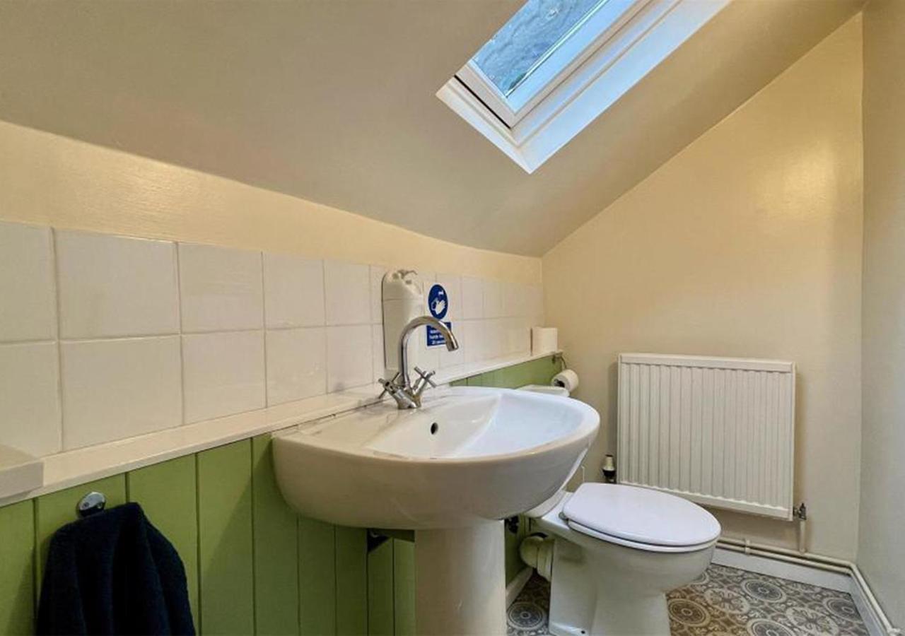 Luxury 4 Bedroom Seaside Apartment - Glan Y Werydd House Бармут Экстерьер фото